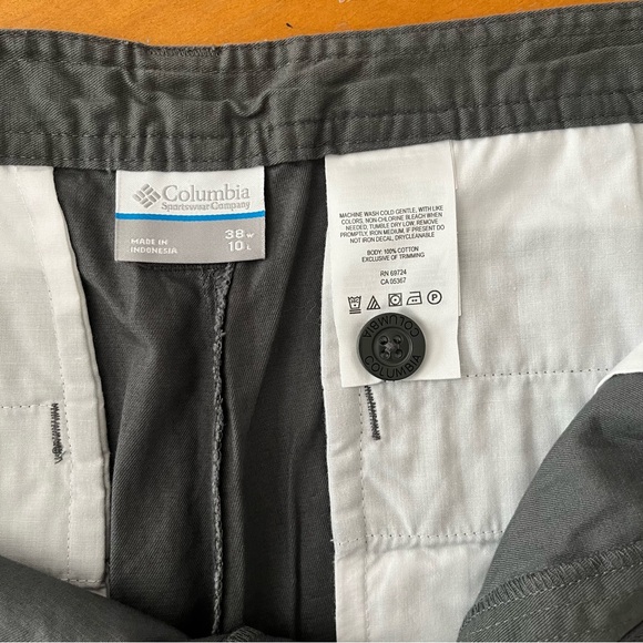 COLUMBIA Dark Gray Shorts Mens Size 38x10 100% cotton regular fit 10” length - Picture 6 of 6